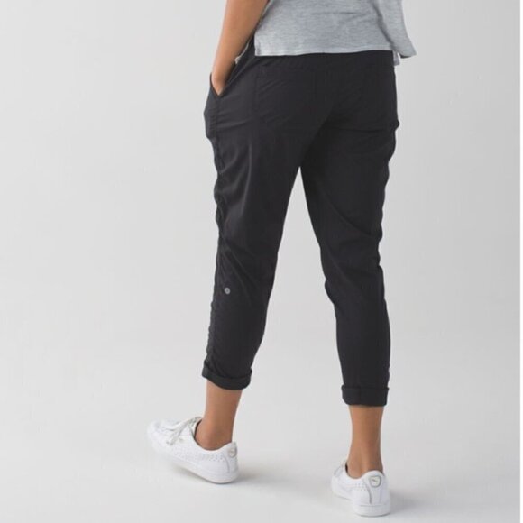 Lululemon Street To Studio Pant II *Unlined 28" Black (First Release) sz 2 - Picture 2 of 8